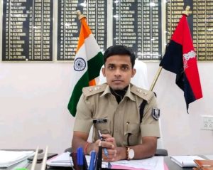 Vinay Tiwari IPS Biography