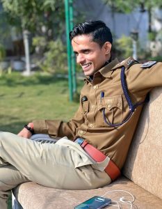 Vinay Tiwari IPS Biography